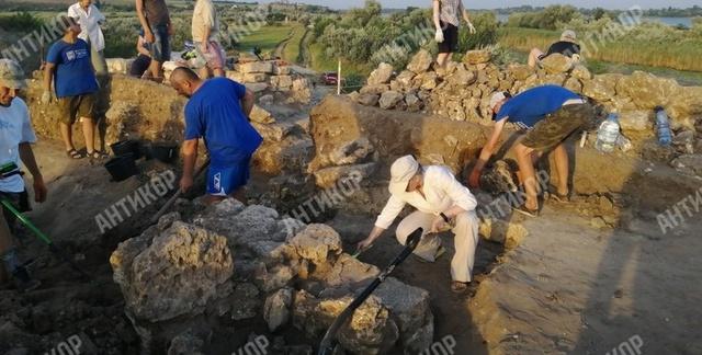 Братья Владлен и Геннадий Гирины отмыли €75 млн: расследование Интерпола и связи с «ЛДНР»